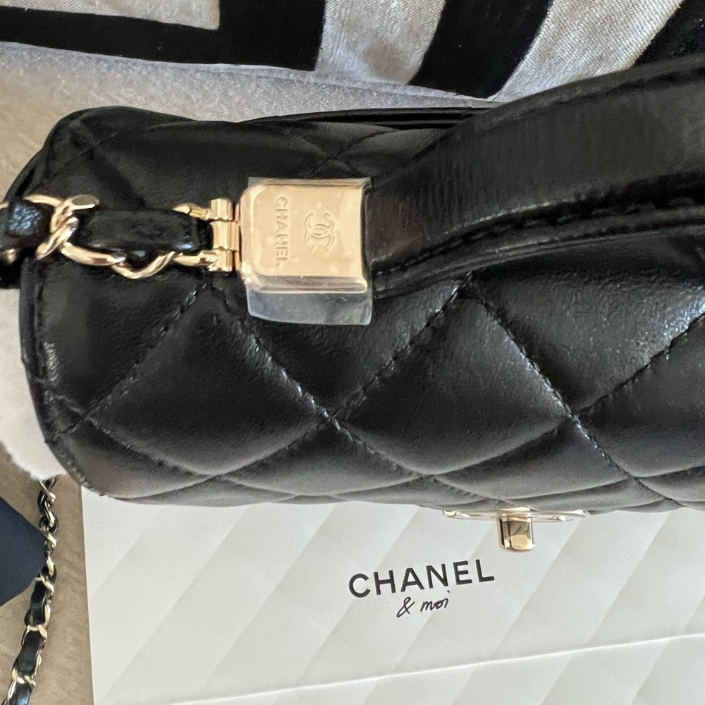 ❗️SOLD❗️Chanel Small Flap Top Handle - New Release 24/25 GIFTABLE - Picture 6 of 17